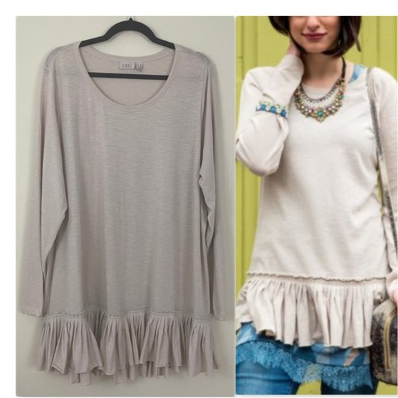 LOGO Lori Goldstein Slub Pleated Hem Top